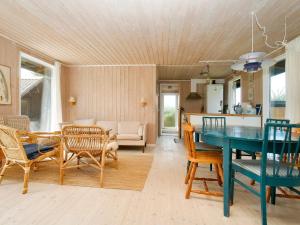 6 person holiday home in Fårevejle-By Traum