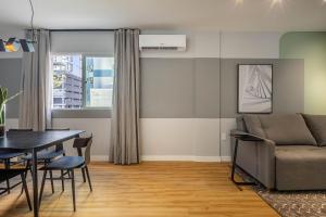 HB01- Apto reformado com churrasqueira à carvão