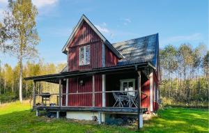 2 Bedroom Gorgeous Home In Rottneros