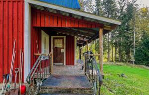 2 Bedroom Gorgeous Home In Rottneros