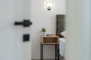 Apartments with parking space Trogir - 24927