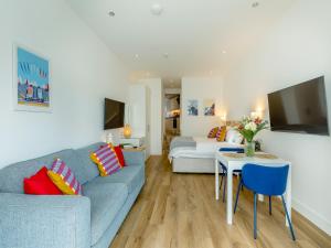 Belgrave Sands Apartment