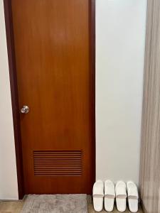 Elles Escape - One Bedroom with Balcony