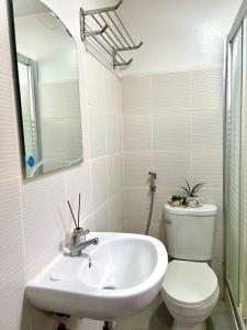 Elles Escape - One Bedroom with Balcony