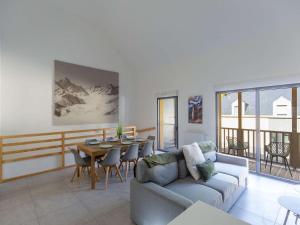 Appartement Haut de Gamme 3 Chambres avec Terrasse et Jardin - FR-1-401-317