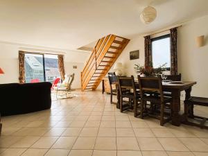 Bénodet: Appartement Duplex à 50m de la plage, Vue Mer, Parking - FR-1-481-182