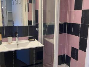 Appartement cosy - 4 couchages - Vue lac et montagne - FR-1-295-210