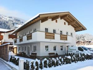 Apartment in Aschau near Ski Slopes