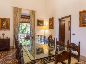 Villa in Mugello Hills with Private Pool