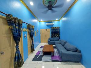 AINs HOMESTAY