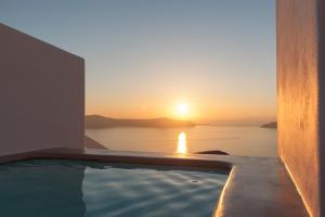 Aria Suites & Villas Santorini Greece