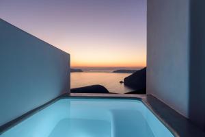 Aria Suites & Villas Santorini Greece