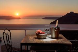 Aria Suites & Villas Santorini Greece