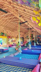 Om Shanti Om Home Stay & Cafe Hampi