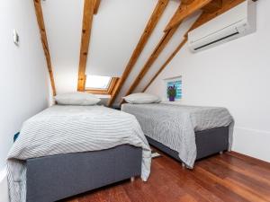 Adorable holiday home located near the beach !