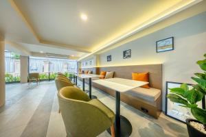 Ralph Poshtel Sukhumvit