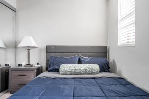 Group Stay - 7 Apts Near Lucas Oil Stadium