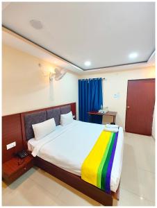 Hotel Royal Residency Kashi- Near Baba Vishwanath Temple - Fully Air Conditioned Rooms - Restaurant & Wi-fi #Lift #Parking Facilities - A Top Rated Hotel At Best Location - Book Now