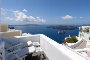 Aria Suites & Villas Santorini Greece