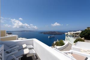 Aria Suites & Villas Santorini Greece