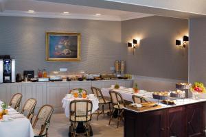 Hotels Hotel Monge : photos des chambres