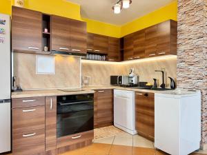 SeaSky SmartHome-Penthouse with private Parking