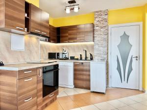 SeaSky SmartHome-Penthouse with private Parking