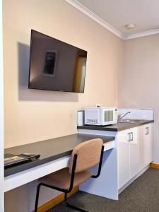 Commodore Regent Launceston