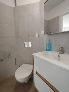 Cozy newly renovated