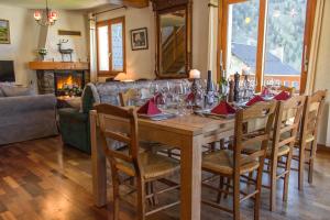 Chalets Chalet Lucette : photos des chambres