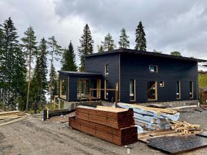 Villa Lakeside Himos - 300m2 by the lake up to 27 guest