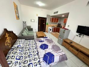 Apartment in Ajman,furnished studio - 3hvězdičkové hotely ve městě Adžmán