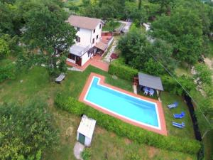 Mansion in San Valentino with Pool