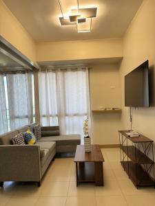 The Palladium - Executive Studio Pool-View