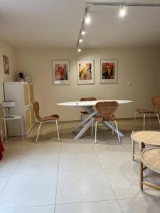 La provence avec piscine privative en campagne