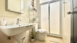 Lovely and Cozy Condo at O Residences