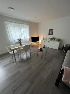 Gemütliche Einliegerwohnung (2 Zimmer), Schönaich