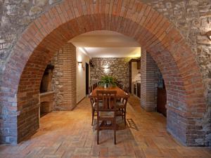 Mansion in Prodo near Lake Bolsena