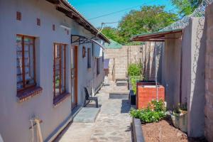 Magodi Place Studio Apartment 1