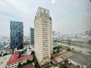 1 Bedroom Tresor D4-River View-Netflix