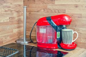 Beautiful Renovated Apartment Station 2 people Wifi