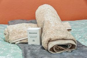 Beautiful Renovated Apartment Station 2 people Wifi