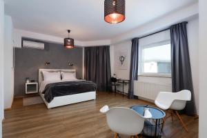 Villa Krasica - Private Tennis Court, Sauna & Jacuzzi