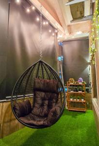 Studio Flat near Airport & Metro