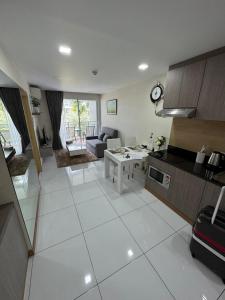 1 bedroom apartments in Whale Marina Condo Pattaya Thailand