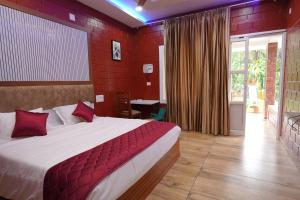 Ave Vista Resort & Hotels