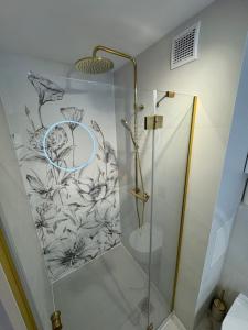 Apartament - Mieszkanie, nocleg przy Centrum Zdrowia Dziecka - Warszawa Międzylesie Wawer - Dzięcieliny 15