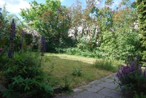 ein hübsches Fleckchen Erde a lovely spot