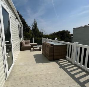 L20 at Seven Bays Park