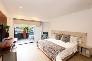 Premium Executive Suite - Casa Pardo 2-7